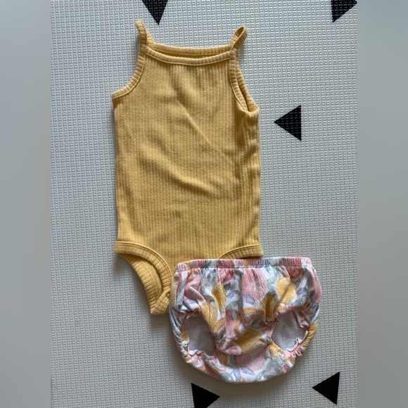 Carter’s|Baby girl summer outfit,mustard Yellow sleeveless Bodysuit & florals• - Picture 1 of 5